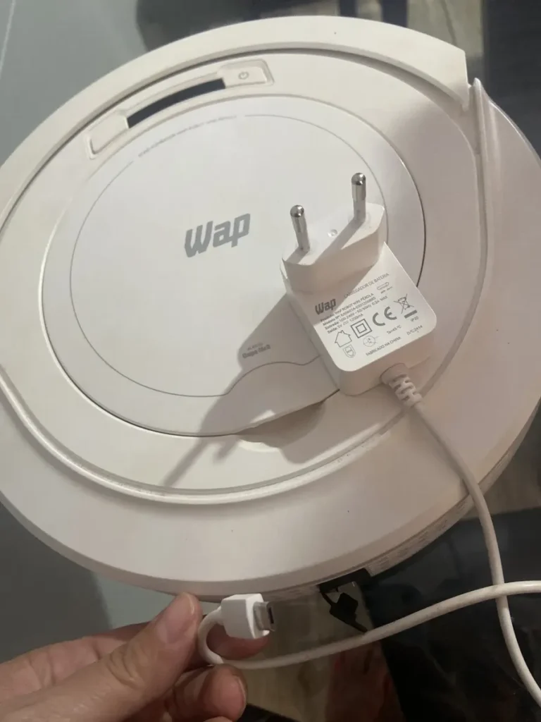 Robô aspirador Robot W90