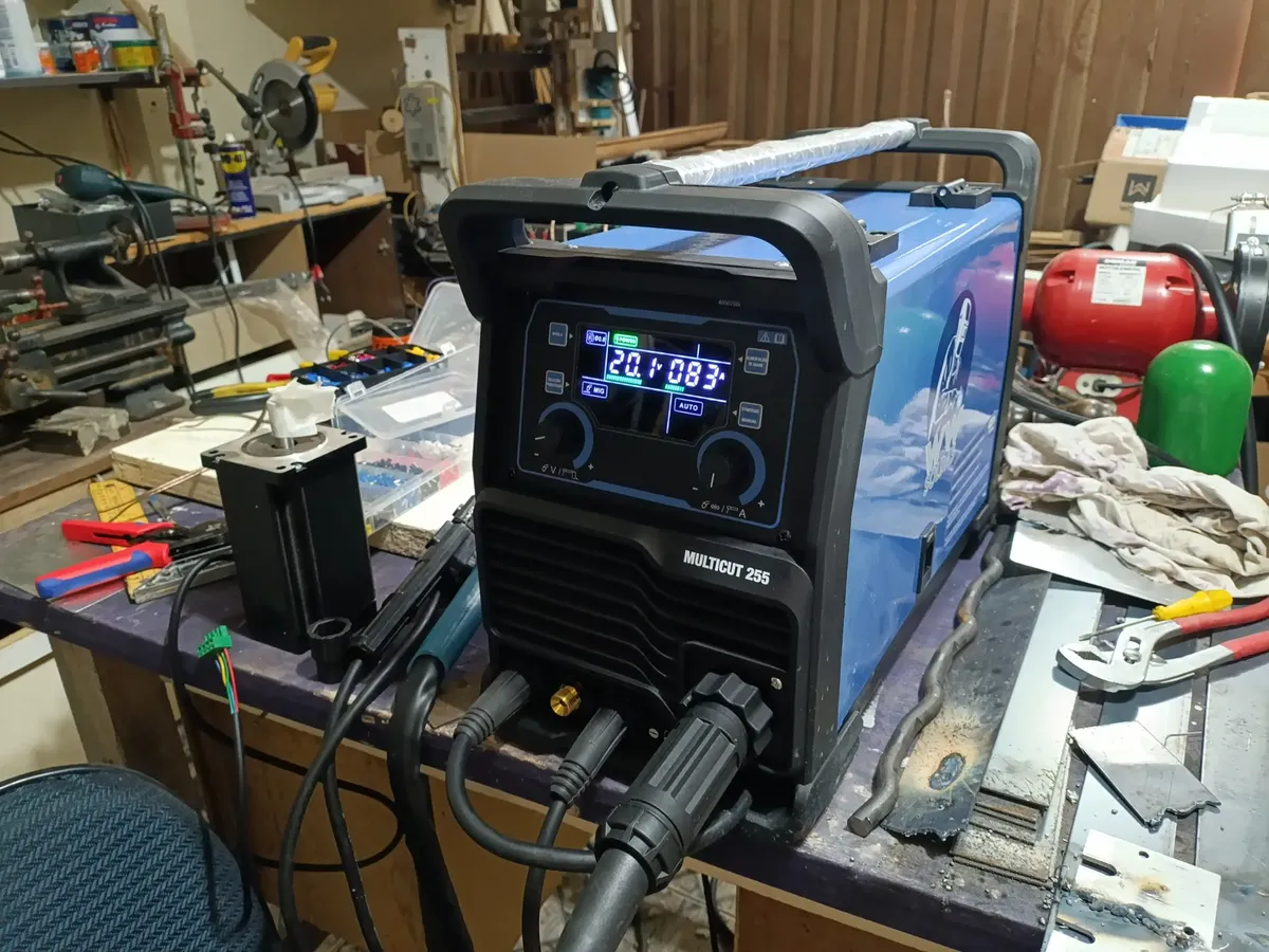 Inversora De Solda E Corte Multiprocesso 250a Mig, tig eletrodo e corte plasma 220V WWSoldas